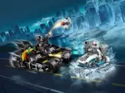 Lego 76118 Mr. Freeze Batcycle Battle (Гонка на мотоциклах с Мистером Фризом)