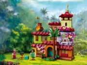 Lego 43202 The Madrigal House (Дом семьи Мадригал)